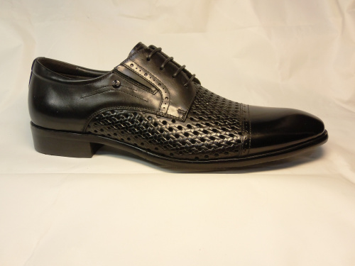 Clemento (т. муж.черн,отверст, лето)