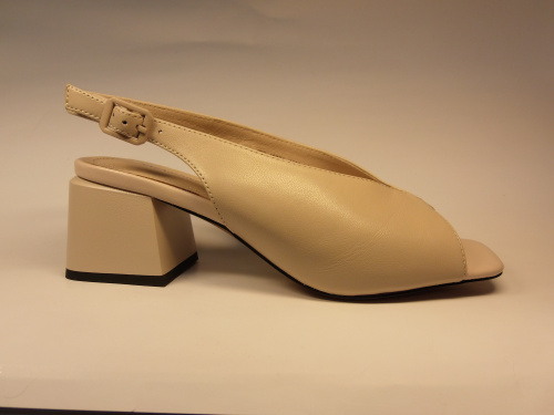 SALAMANDER (т.жен. бежев. открыт.кабл. лето)