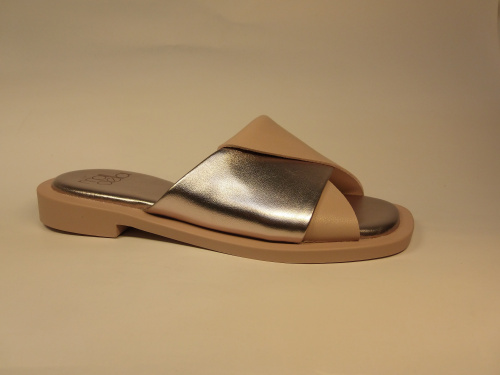 MADELLA  (т.жен. розов. сабо.лето)