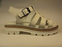 MADELLA  (босонож..жен. белые,лето)