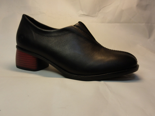 Remonte (п/бот.жен. черн. лето)