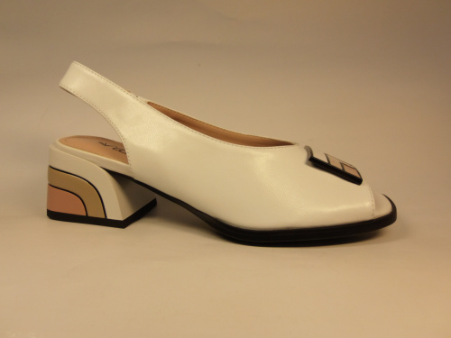 BADEN  (т.жен. бел. открыт. лето)