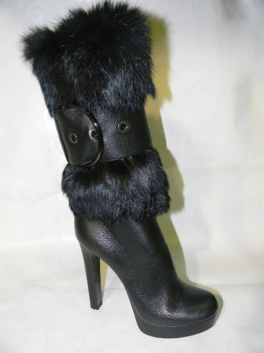 Loriblu (сап. ж. черные на молнии, опушка, д/сез.)