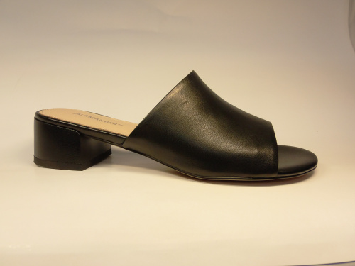 SALAMANDER (т.жен. черн. откр. лето)