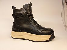 BADEN  (бот.жен. черн. шн.молн. зима)