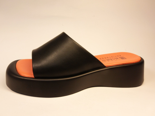 BADEN  (т.жен. сабо черн. лето)