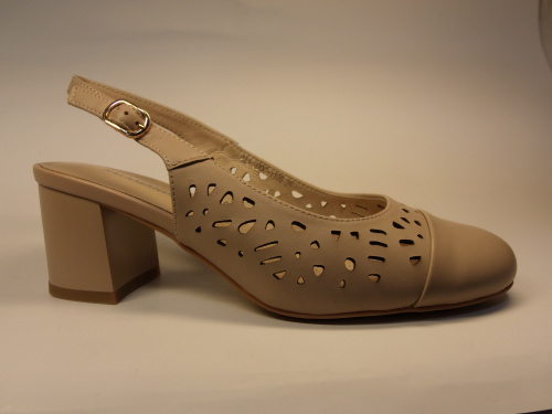 SALAMANDER (т.жен. беж, откр.пятка отверст.лето)